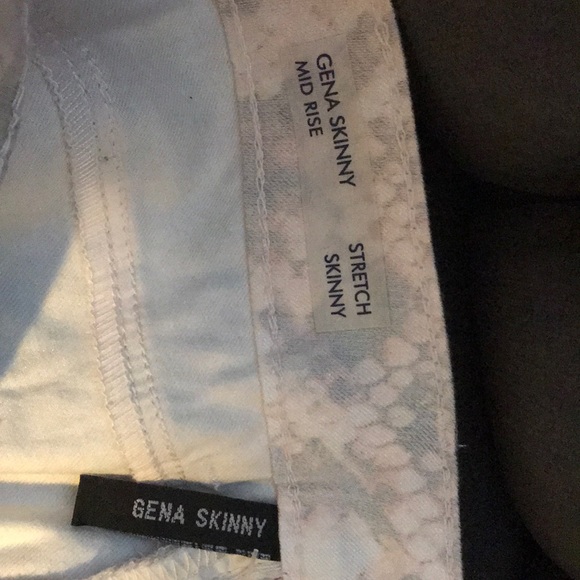 Buffalo Skinny Snake Print Jean - Picture 7 of 8